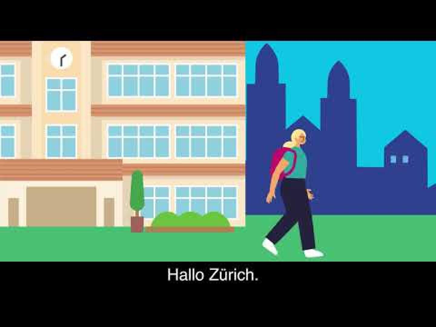 Eine Person mit einem Rucksack geht vor einem Gebäude mit großen Fenstern und einer Uhr, mit einer Stadtlandschaft mit Türmen im Hintergrund. Der Text am unteren Rand lautet: "Hallo Zürich".