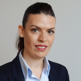 Frau Margit Glanz